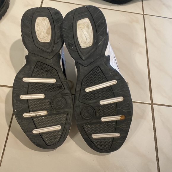 Nike Women's White and Pink Sneakers - Picture 4 of 5